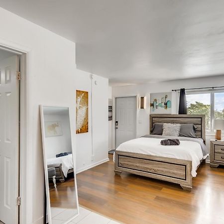 Coral Sands Huge Studio W/ 2 Queen Beds! West Palm Beach Eksteriør billede